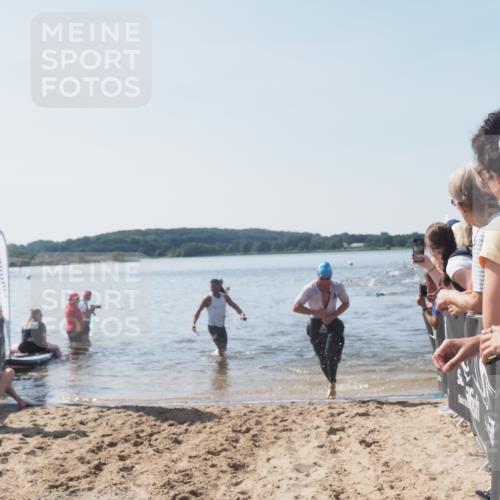 22.06.2025 - Viking Triathlon MichiJ http://msf.ph/oto/8064909 22.06.2025 10:29:42 Schwimmen 6 meine-sportfotos.de