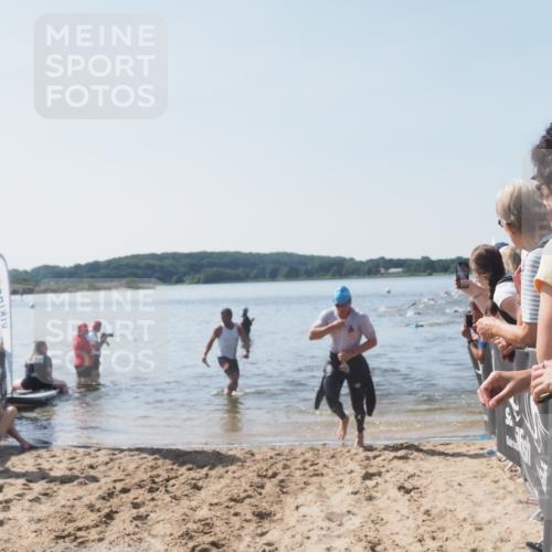 22.06.2025 - Viking Triathlon MichiJ http://msf.ph/oto/8064911 22.06.2025 10:29:42 Schwimmen 6 meine-sportfotos.de