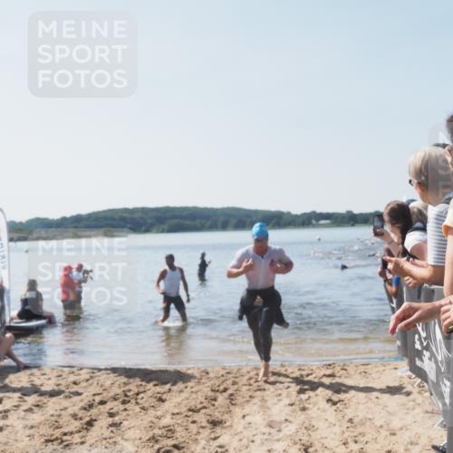 22.06.2025 - Viking Triathlon MichiJ http://msf.ph/oto/8064916 22.06.2025 10:29:42 Schwimmen 6 meine-sportfotos.de