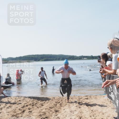 22.06.2025 - Viking Triathlon MichiJ http://msf.ph/oto/8064918 22.06.2025 10:29:42 Schwimmen 6 meine-sportfotos.de
