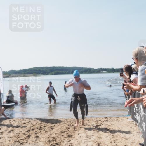 22.06.2025 - Viking Triathlon MichiJ http://msf.ph/oto/8064919 22.06.2025 10:29:42 Schwimmen 6 meine-sportfotos.de