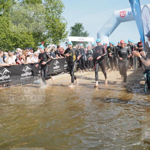22.06.2025 - Viking Triathlon KatJ http://msf.ph/oto/8064941 22.06.2025 10:05:08 Schwimmen 94, 197, 232, 291, 386, 388, 395, 407, 416, 423, 500, 605, 620, 627 meine-sportfotos.de