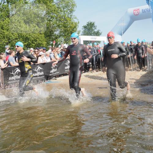 22.06.2025 - Viking Triathlon KatJ http://msf.ph/oto/8064962 22.06.2025 10:05:09 Schwimmen 94, 232, 291, 386, 388, 395, 407, 500, 605, 627 meine-sportfotos.de