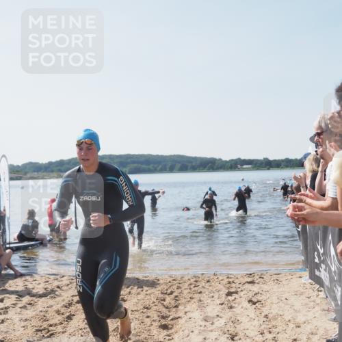 22.06.2025 - Viking Triathlon MichiJ http://msf.ph/oto/8064982 22.06.2025 10:30:06 Schwimmen 132, 175, 203, 264, 374, 491, 626 meine-sportfotos.de