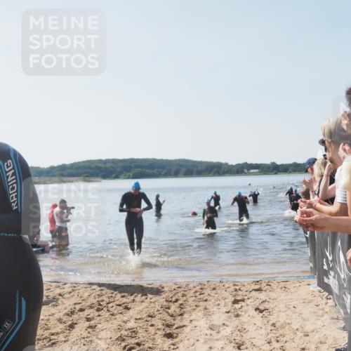 22.06.2025 - Viking Triathlon MichiJ http://msf.ph/oto/8064987 22.06.2025 10:30:06 Schwimmen 132, 175, 203, 264, 374, 491, 626 meine-sportfotos.de