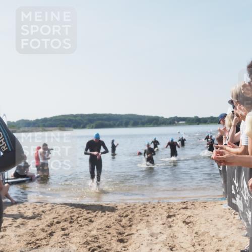 22.06.2025 - Viking Triathlon MichiJ http://msf.ph/oto/8064989 22.06.2025 10:30:06 Schwimmen 132, 175, 203, 264, 374, 491, 626 meine-sportfotos.de