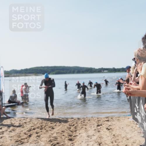 22.06.2025 - Viking Triathlon MichiJ http://msf.ph/oto/8064997 22.06.2025 10:30:07 Schwimmen 132, 175, 203, 264, 374, 491, 626 meine-sportfotos.de