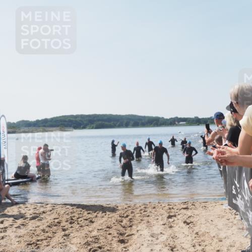 22.06.2025 - Viking Triathlon MichiJ http://msf.ph/oto/8065022 22.06.2025 10:30:11 Schwimmen 132, 175, 203, 374, 381, 491, 626, 643 meine-sportfotos.de