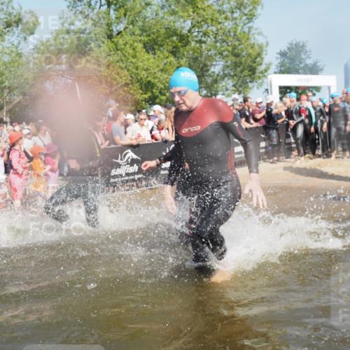 22.06.2025 - Viking Triathlon KatJ http://msf.ph/oto/8065023 22.06.2025 10:05:16 Schwimmen 57, 59, 61, 94, 138, 171, 172, 291, 346, 388, 389, 395, 418, 536, 627 meine-sportfotos.de
