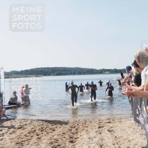 22.06.2025 - Viking Triathlon MichiJ http://msf.ph/oto/8065026 22.06.2025 10:30:11 Schwimmen 132, 175, 203, 374, 381, 491, 626, 643 meine-sportfotos.de