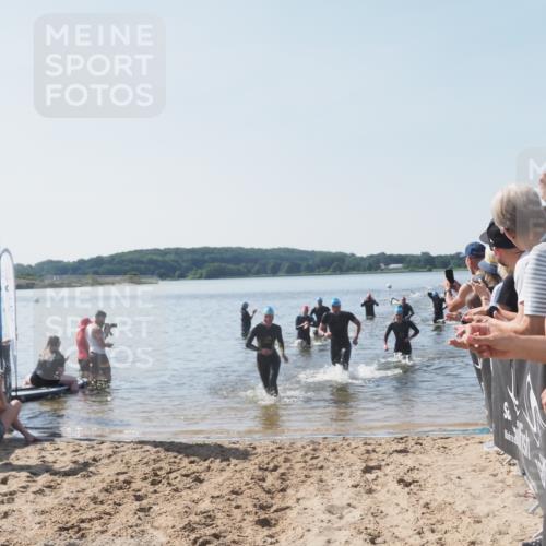 22.06.2025 - Viking Triathlon MichiJ http://msf.ph/oto/8065028 22.06.2025 10:30:11 Schwimmen 132, 175, 203, 374, 381, 491, 626, 643 meine-sportfotos.de