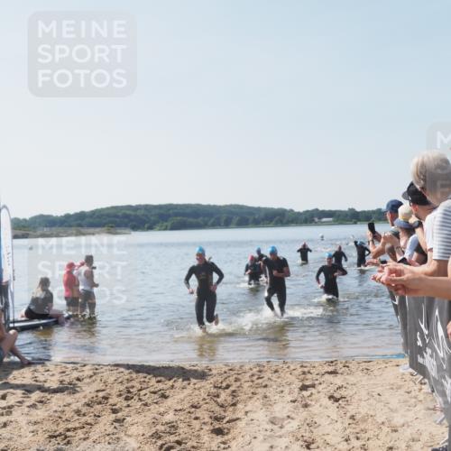 22.06.2025 - Viking Triathlon MichiJ http://msf.ph/oto/8065034 22.06.2025 10:30:12 Schwimmen 132, 175, 203, 374, 381, 491, 626, 643 meine-sportfotos.de