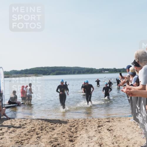 22.06.2025 - Viking Triathlon MichiJ http://msf.ph/oto/8065039 22.06.2025 10:30:12 Schwimmen 132, 175, 203, 374, 381, 491, 626, 643 meine-sportfotos.de