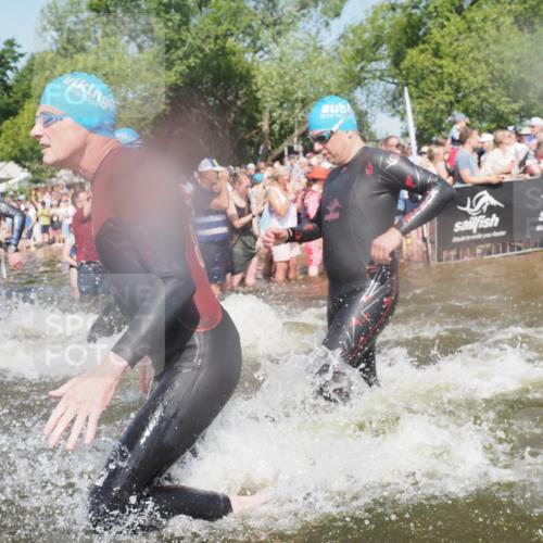 22.06.2025 - Viking Triathlon KatJ http://msf.ph/oto/8065040 22.06.2025 10:05:17 Schwimmen 57, 59, 61, 94, 138, 171, 172, 291, 346, 388, 389, 395, 418, 536, 627 meine-sportfotos.de
