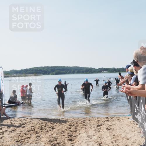 22.06.2025 - Viking Triathlon MichiJ http://msf.ph/oto/8065041 22.06.2025 10:30:12 Schwimmen 132, 175, 203, 374, 381, 491, 626, 643 meine-sportfotos.de