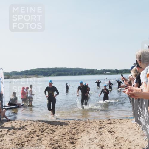22.06.2025 - Viking Triathlon MichiJ http://msf.ph/oto/8065048 22.06.2025 10:30:13 Schwimmen 132, 175, 203, 374, 381, 491, 626, 643 meine-sportfotos.de