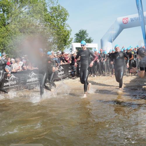 22.06.2025 - Viking Triathlon KatJ http://msf.ph/oto/8065050 22.06.2025 10:05:19 Schwimmen 57, 59, 61, 94, 138, 171, 172, 291, 314, 346, 389, 418, 437, 536, 627, 655 meine-sportfotos.de