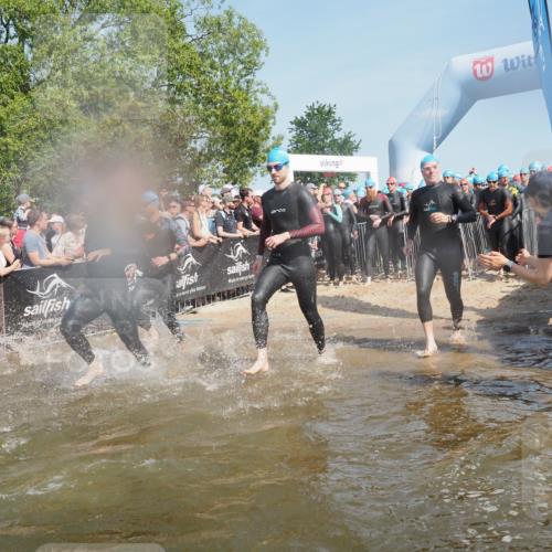 22.06.2025 - Viking Triathlon KatJ http://msf.ph/oto/8065055 22.06.2025 10:05:19 Schwimmen 57, 59, 61, 94, 138, 171, 172, 291, 314, 346, 389, 418, 437, 536, 627, 655 meine-sportfotos.de