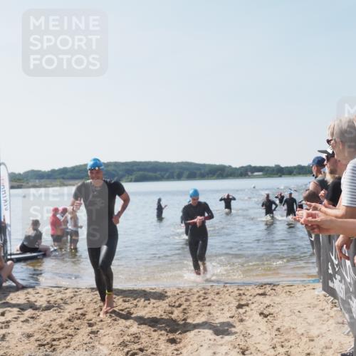 22.06.2025 - Viking Triathlon MichiJ http://msf.ph/oto/8065077 22.06.2025 10:30:16 Schwimmen 132, 175, 203, 374, 381, 491, 626, 643 meine-sportfotos.de