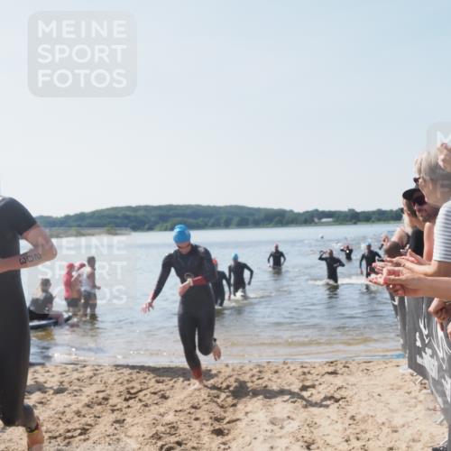 22.06.2025 - Viking Triathlon MichiJ http://msf.ph/oto/8065089 22.06.2025 10:30:17 Schwimmen 132, 203, 374, 381, 491, 626, 643 meine-sportfotos.de