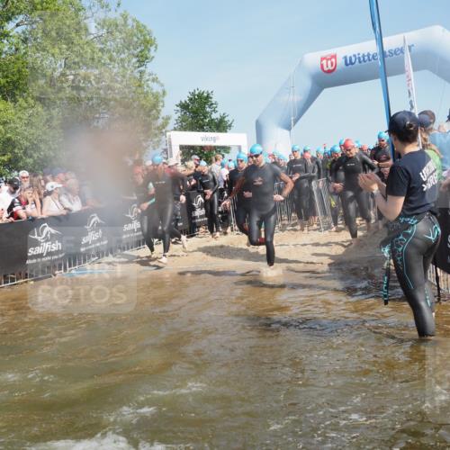 22.06.2025 - Viking Triathlon KatJ http://msf.ph/oto/8065092 22.06.2025 10:05:22 Schwimmen 57, 59, 61, 138, 171, 172, 228, 314, 346, 389, 418, 437, 536, 601, 655 meine-sportfotos.de