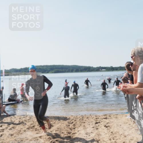 22.06.2025 - Viking Triathlon MichiJ http://msf.ph/oto/8065096 22.06.2025 10:30:18 Schwimmen 132, 374, 381, 491, 626, 643 meine-sportfotos.de