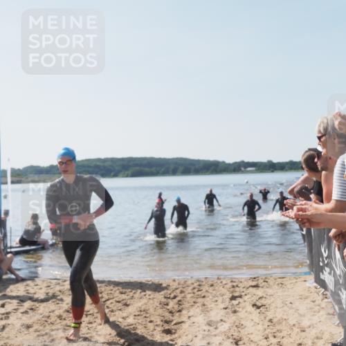 22.06.2025 - Viking Triathlon MichiJ http://msf.ph/oto/8065097 22.06.2025 10:30:18 Schwimmen 132, 374, 381, 491, 626, 643 meine-sportfotos.de