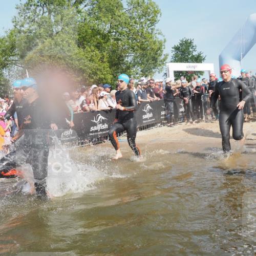22.06.2025 - Viking Triathlon KatJ http://msf.ph/oto/8065122 22.06.2025 10:05:24 Schwimmen 57, 59, 61, 138, 150, 171, 172, 228, 314, 346, 389, 418, 437, 536, 601, 655 meine-sportfotos.de