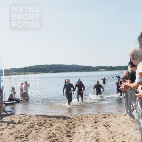 22.06.2025 - Viking Triathlon MichiJ http://msf.ph/oto/8065129 22.06.2025 10:30:22 Schwimmen 132, 381, 393, 491, 551, 626, 643 meine-sportfotos.de