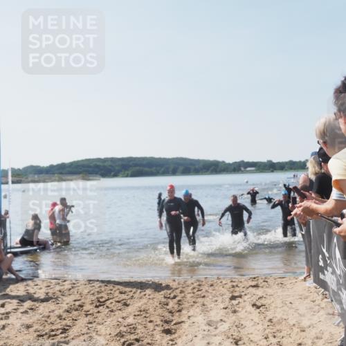 22.06.2025 - Viking Triathlon MichiJ http://msf.ph/oto/8065134 22.06.2025 10:30:22 Schwimmen 132, 381, 393, 491, 551, 626, 643 meine-sportfotos.de