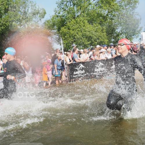 22.06.2025 - Viking Triathlon KatJ http://msf.ph/oto/8065146 22.06.2025 10:05:25 Schwimmen 57, 59, 61, 138, 150, 167, 181, 228, 314, 437, 536, 538, 601, 654, 655 meine-sportfotos.de