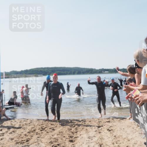 22.06.2025 - Viking Triathlon MichiJ http://msf.ph/oto/8065155 22.06.2025 10:30:24 Schwimmen 132, 381, 393, 491, 551, 626, 643 meine-sportfotos.de