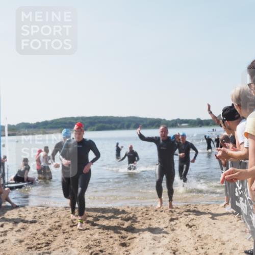 22.06.2025 - Viking Triathlon MichiJ http://msf.ph/oto/8065158 22.06.2025 10:30:25 Schwimmen 132, 381, 393, 491, 551, 626, 643 meine-sportfotos.de