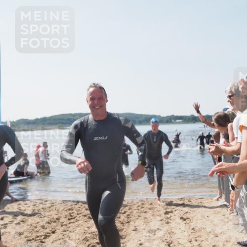 22.06.2025 - Viking Triathlon MichiJ http://msf.ph/oto/8065173 22.06.2025 10:30:26 Schwimmen 132, 381, 393, 491, 551, 626, 643 meine-sportfotos.de