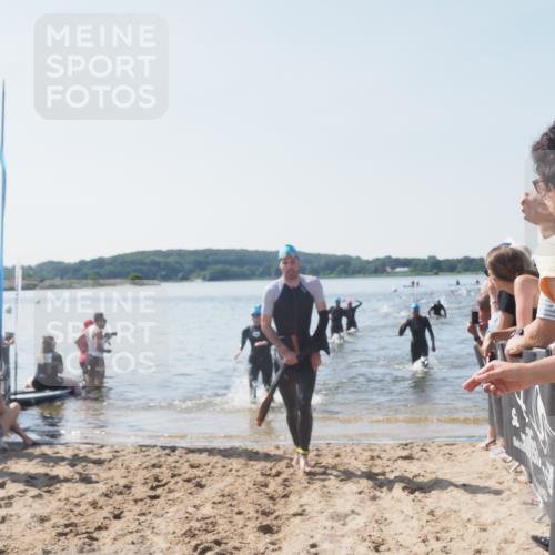 22.06.2025 - Viking Triathlon MichiJ http://msf.ph/oto/8065219 22.06.2025 10:30:38 Schwimmen 13, 188, 393, 551, 630, 651 meine-sportfotos.de
