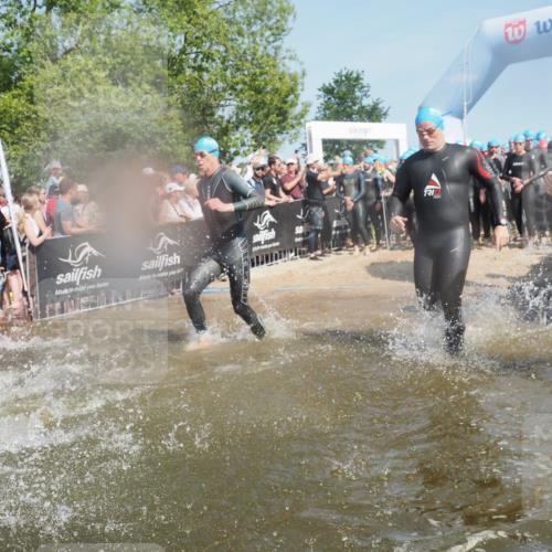 22.06.2025 - Viking Triathlon KatJ http://msf.ph/oto/8065229 22.06.2025 10:05:34 Schwimmen 22, 65, 83, 150, 167, 181, 210, 228, 361, 439, 462, 511, 538, 553, 601, 603, 654 meine-sportfotos.de