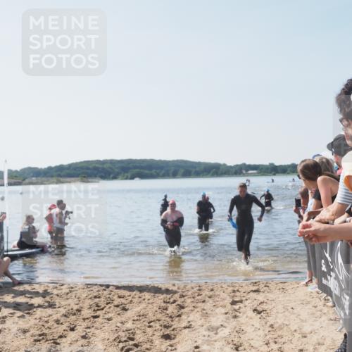 22.06.2025 - Viking Triathlon MichiJ http://msf.ph/oto/8065238 22.06.2025 10:30:44 Schwimmen 13, 162, 188, 444, 630, 651 meine-sportfotos.de