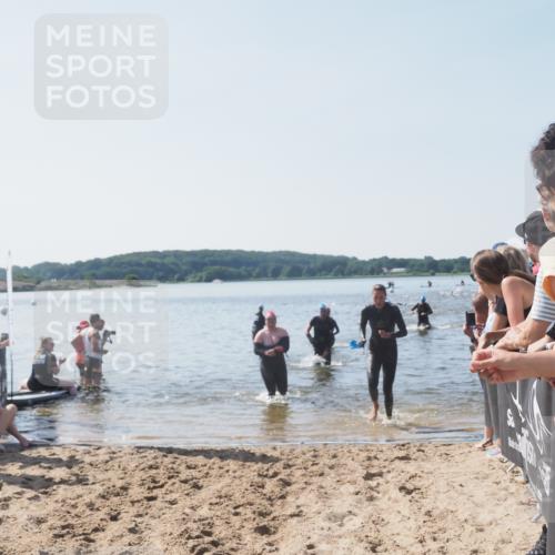 22.06.2025 - Viking Triathlon MichiJ http://msf.ph/oto/8065239 22.06.2025 10:30:44 Schwimmen 13, 162, 188, 444, 630, 651 meine-sportfotos.de