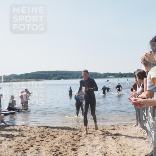 22.06.2025 - Viking Triathlon MichiJ http://msf.ph/oto/8065249 22.06.2025 10:30:46 Schwimmen 13, 45, 162, 188, 444, 630, 651 meine-sportfotos.de