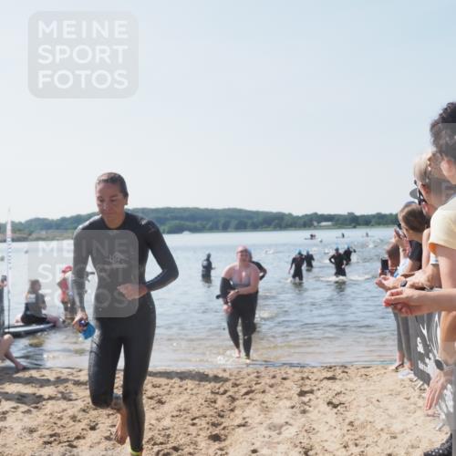 22.06.2025 - Viking Triathlon MichiJ http://msf.ph/oto/8065257 22.06.2025 10:30:47 Schwimmen 13, 45, 162, 188, 444, 630, 651 meine-sportfotos.de