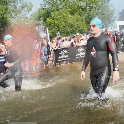 22.06.2025 - Viking Triathlon KatJ http://msf.ph/oto/8065260 22.06.2025 10:05:36 Schwimmen 22, 65, 83, 150, 167, 181, 210, 361, 439, 462, 511, 538, 553, 603, 654 meine-sportfotos.de