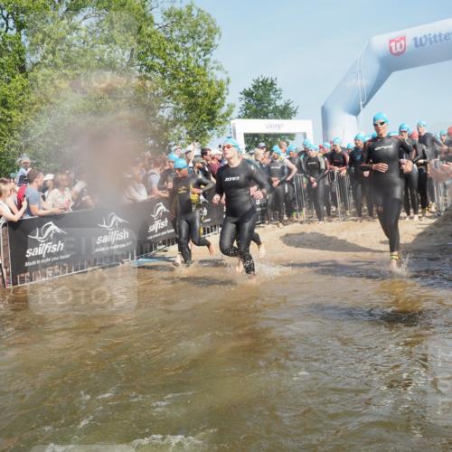 22.06.2025 - Viking Triathlon KatJ http://msf.ph/oto/8065268 22.06.2025 10:05:38 Schwimmen 22, 65, 83, 135, 150, 167, 181, 194, 210, 361, 379, 439, 462, 511, 517, 538, 553, 603, 653, 654 meine-sportfotos.de