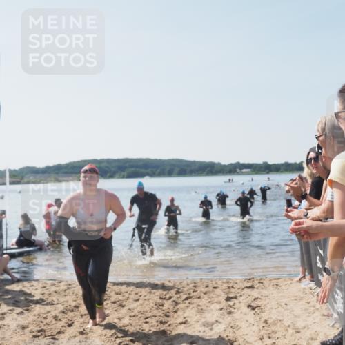22.06.2025 - Viking Triathlon MichiJ http://msf.ph/oto/8065278 22.06.2025 10:30:50 Schwimmen 45, 162, 188, 444, 510, 630, 651 meine-sportfotos.de