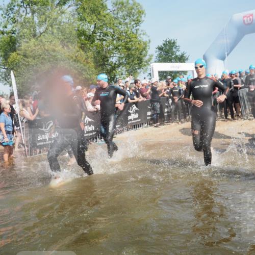 22.06.2025 - Viking Triathlon KatJ http://msf.ph/oto/8065282 22.06.2025 10:05:39 Schwimmen 22, 65, 83, 135, 167, 181, 194, 210, 361, 379, 439, 462, 511, 517, 538, 553, 603, 653, 654 meine-sportfotos.de