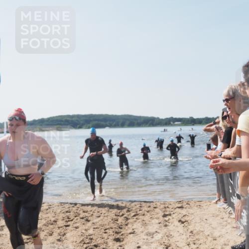 22.06.2025 - Viking Triathlon MichiJ http://msf.ph/oto/8065283 22.06.2025 10:30:50 Schwimmen 45, 162, 188, 444, 510, 630, 651 meine-sportfotos.de