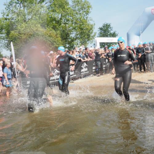 22.06.2025 - Viking Triathlon KatJ http://msf.ph/oto/8065284 22.06.2025 10:05:39 Schwimmen 22, 65, 83, 135, 167, 181, 194, 210, 361, 379, 439, 462, 511, 517, 538, 553, 603, 653, 654 meine-sportfotos.de