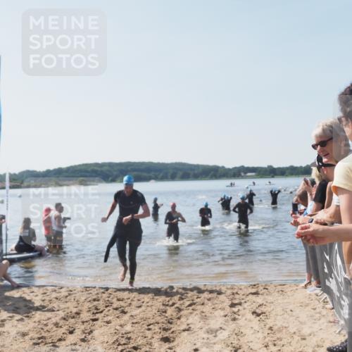 22.06.2025 - Viking Triathlon MichiJ http://msf.ph/oto/8065286 22.06.2025 10:30:51 Schwimmen 45, 162, 188, 347, 444, 510, 630 meine-sportfotos.de