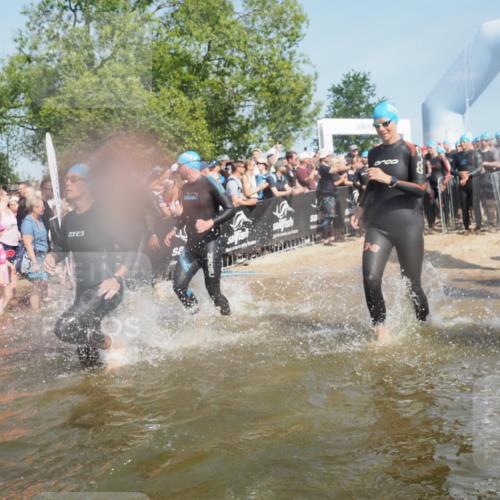 22.06.2025 - Viking Triathlon KatJ http://msf.ph/oto/8065287 22.06.2025 10:05:39 Schwimmen 22, 65, 83, 135, 167, 181, 194, 210, 361, 379, 439, 462, 511, 517, 538, 553, 603, 653, 654 meine-sportfotos.de
