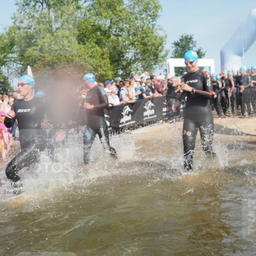 22.06.2025 - Viking Triathlon KatJ http://msf.ph/oto/8065289 22.06.2025 10:05:39 Schwimmen 22, 65, 83, 135, 167, 181, 194, 210, 361, 379, 439, 462, 511, 517, 538, 553, 603, 653, 654 meine-sportfotos.de