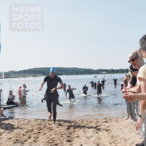 22.06.2025 - Viking Triathlon MichiJ http://msf.ph/oto/8065291 22.06.2025 10:30:51 Schwimmen 45, 162, 188, 347, 444, 510, 630 meine-sportfotos.de